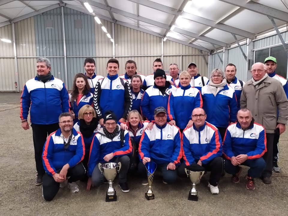 les 3 équipes réunies les 3 équipes réunies