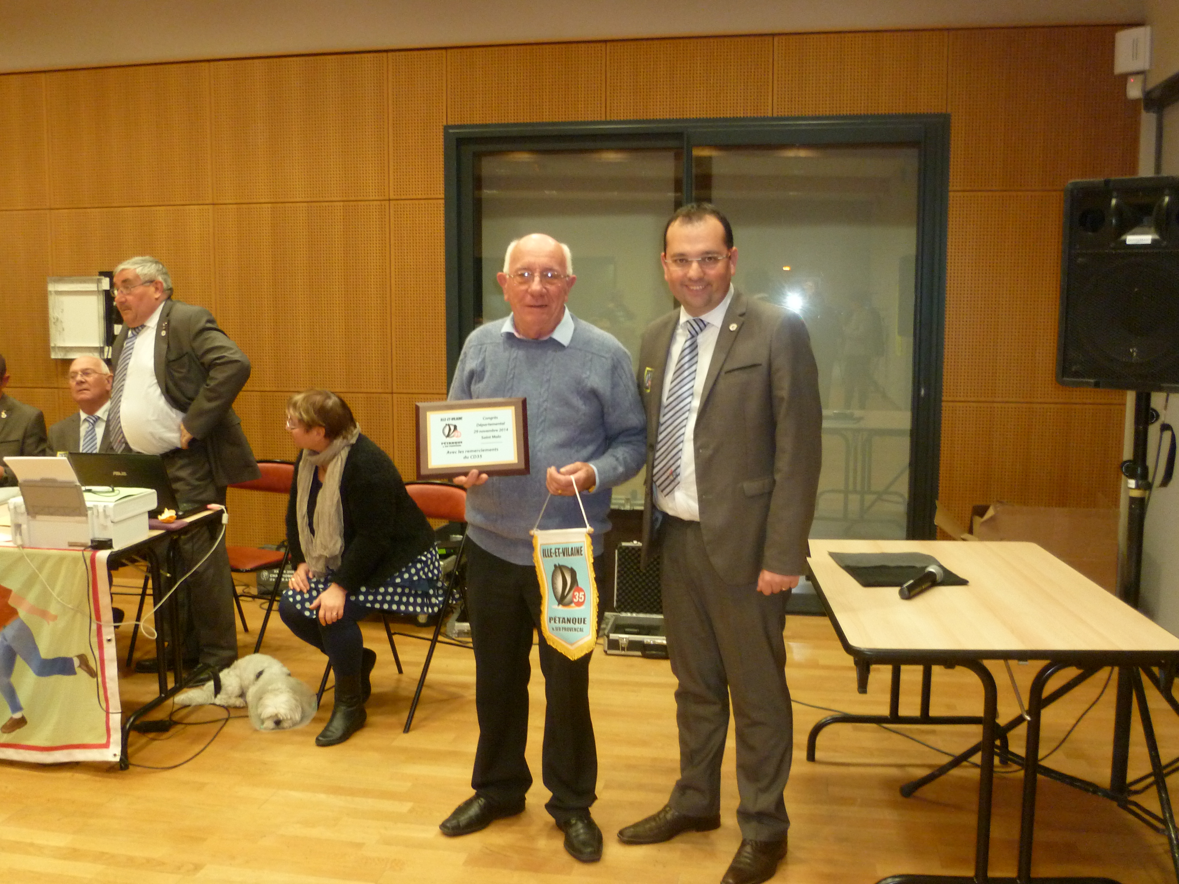 MR SAVOURE ET MR PASCUAL MR SAVOURE ET MR PASCUAL