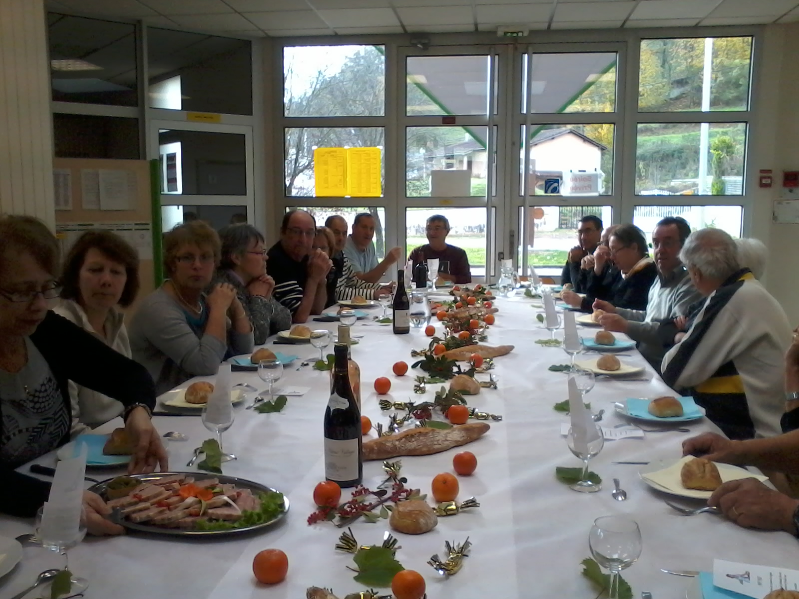 24 personnes au repas des bénévolles 24 personnes au repas des bénévolles