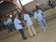 raymond cherche sa boule? raymond cherche sa boule?