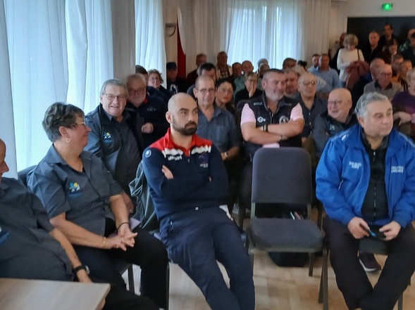 Compte Rendu de l'AG du Comité Régional le 8 Décembre 2024 ainsi que le réglement intérieur du CRCVL Compte Rendu de l'AG du Comité Régional le 8 Décembre 2024 ainsi que le réglement intérieur du CRCVL