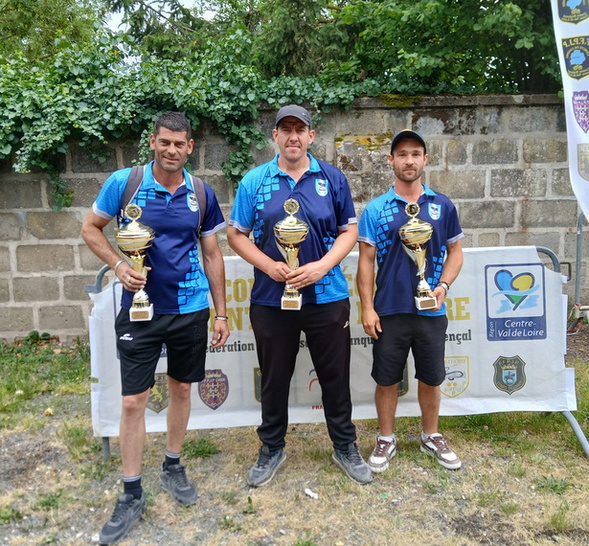 Vainqueurs : La Chaussée St Victor (41)