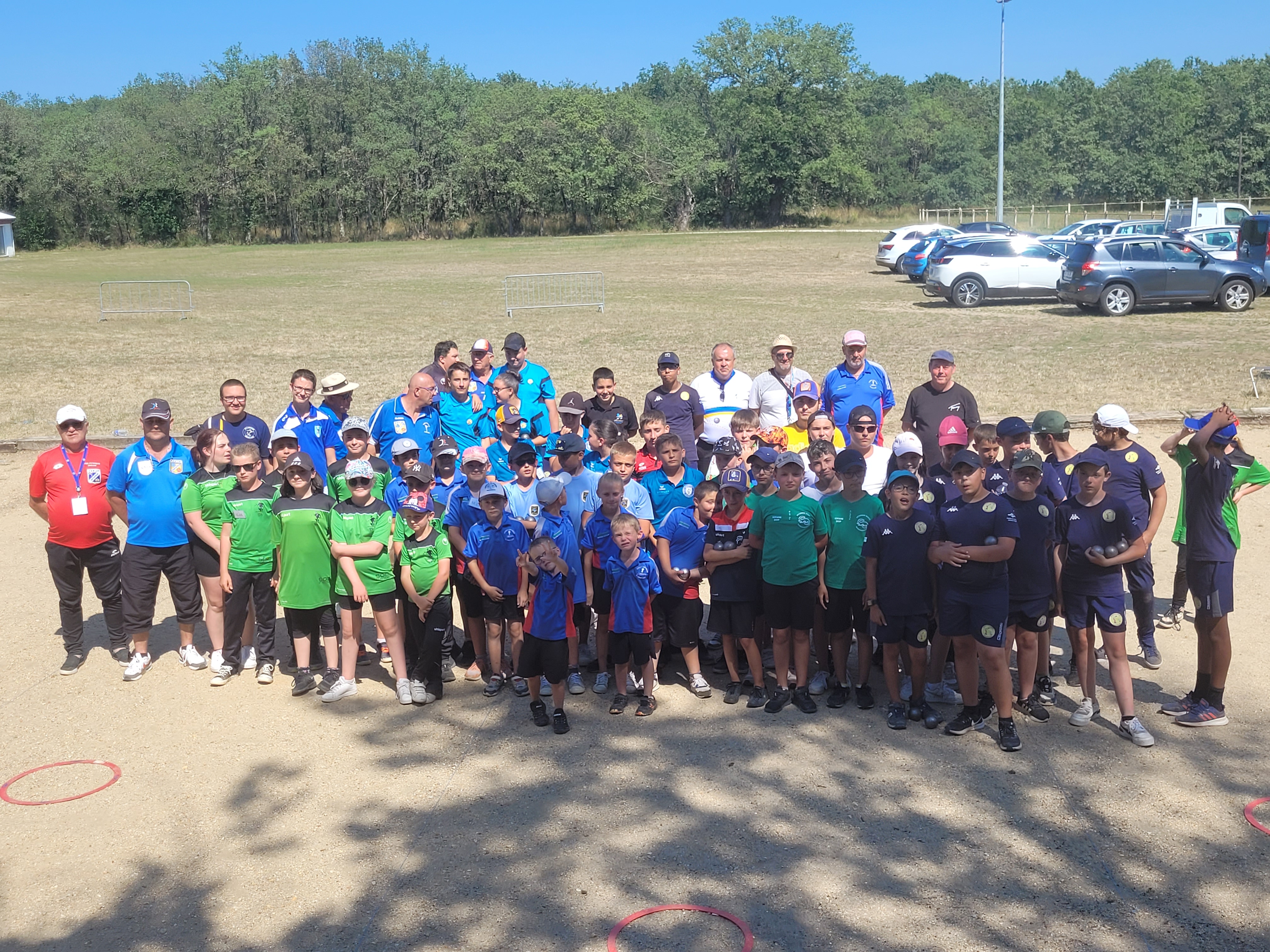 Regroupement du Centre Régional à Giévres et de tous les éducateurs présents Regroupement du Centre Régional à Giévres et de tous les éducateurs présents