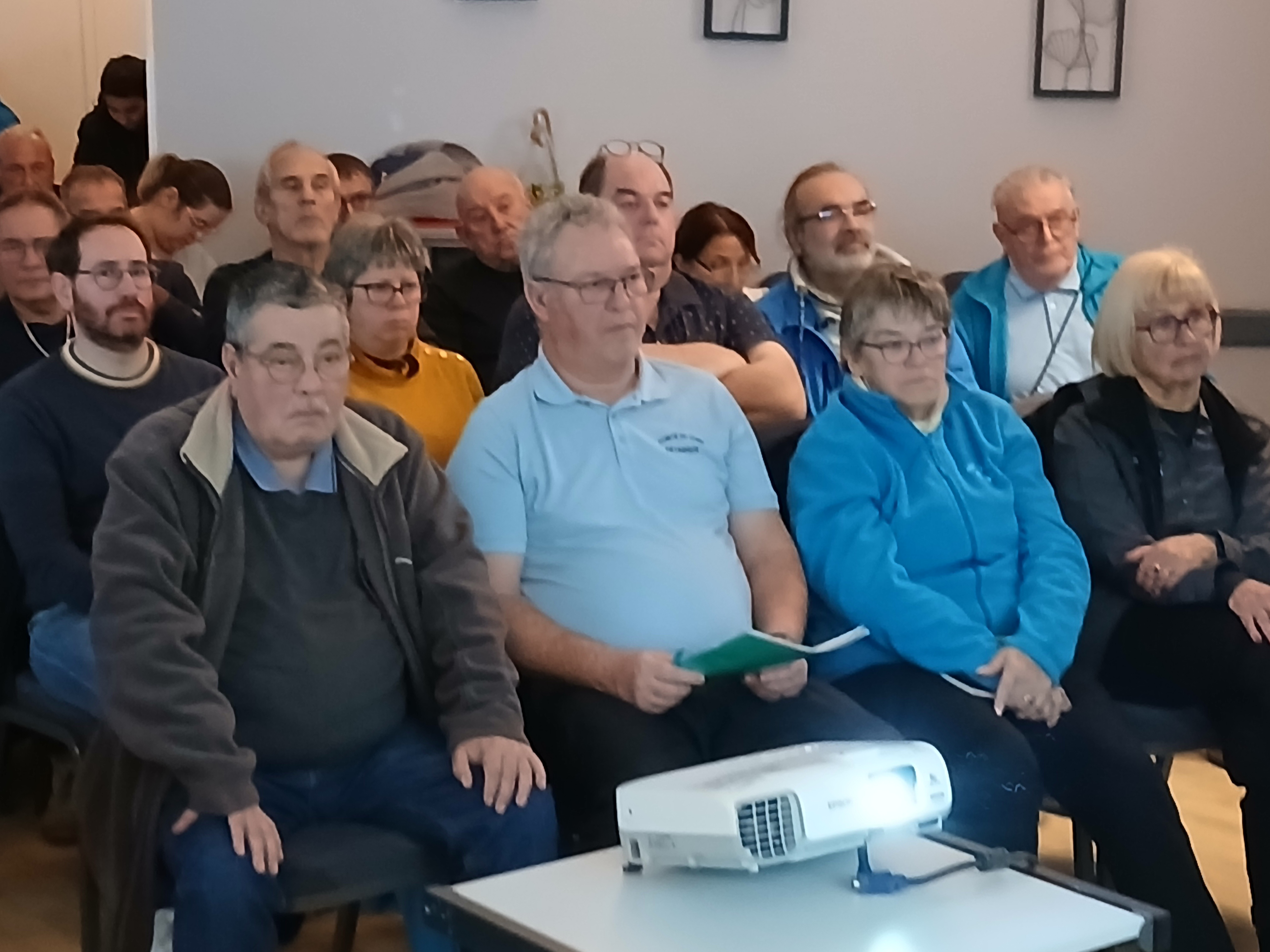 Compte Rendu de l'AG du Comité Régional le 8 Décembre 2024 ainsi que le réglement intérieur du CRCVL Compte Rendu de l'AG du Comité Régional le 8 Décembre 2024 ainsi que le réglement intérieur du CRCVL