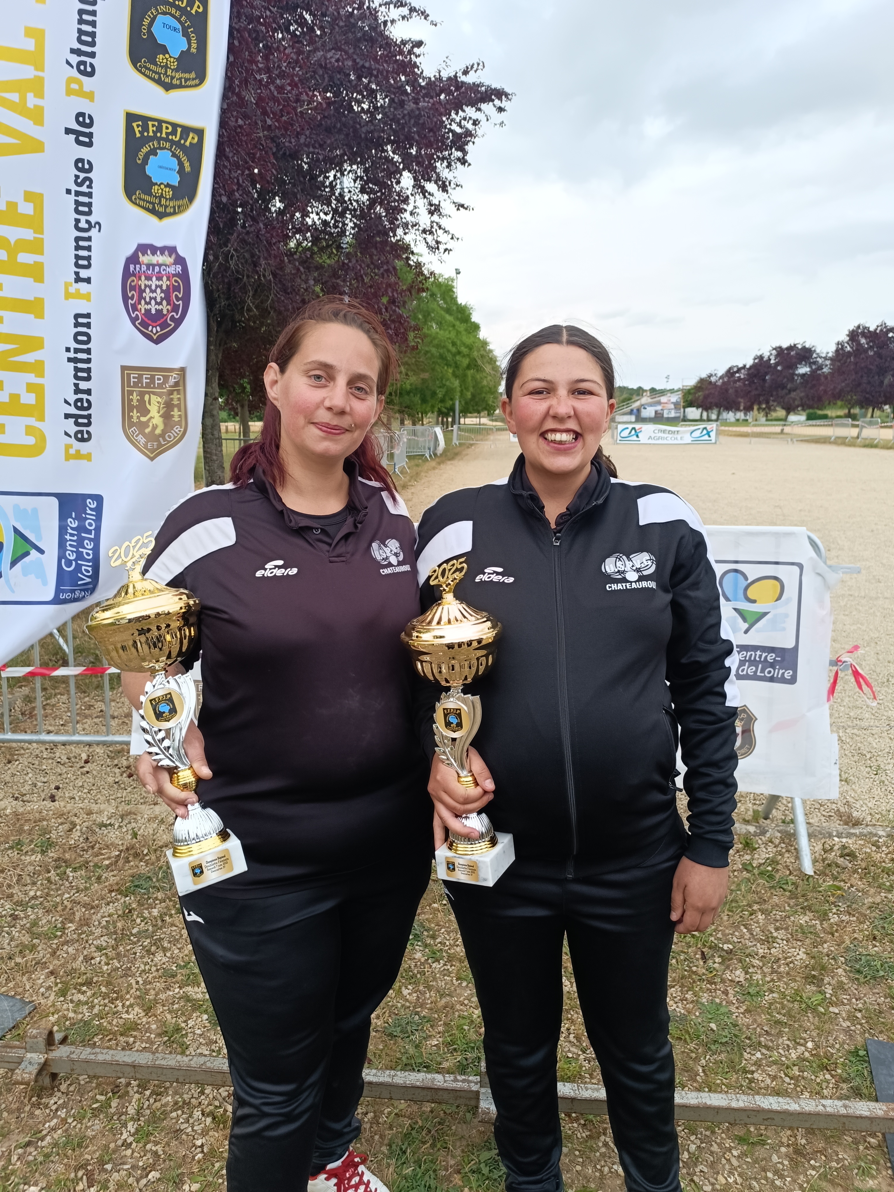 Nolwen Crouzy et Nolwen Winstersheim Championnes Régional doublettes Féminin (Chateauroux CD 36) Vincent Demuth Champion en Individuel (Sully CD 45)