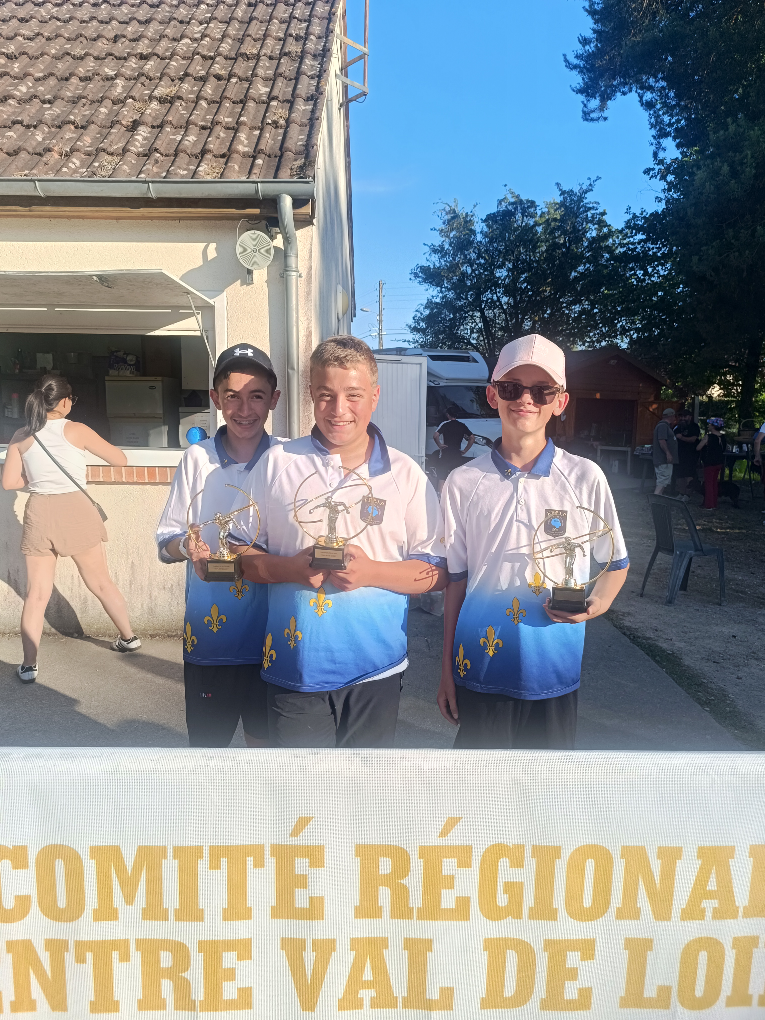 Résultats et Photos du championnat Régional jeunes à Vouzon (dans la rubrique Commission Jeune)