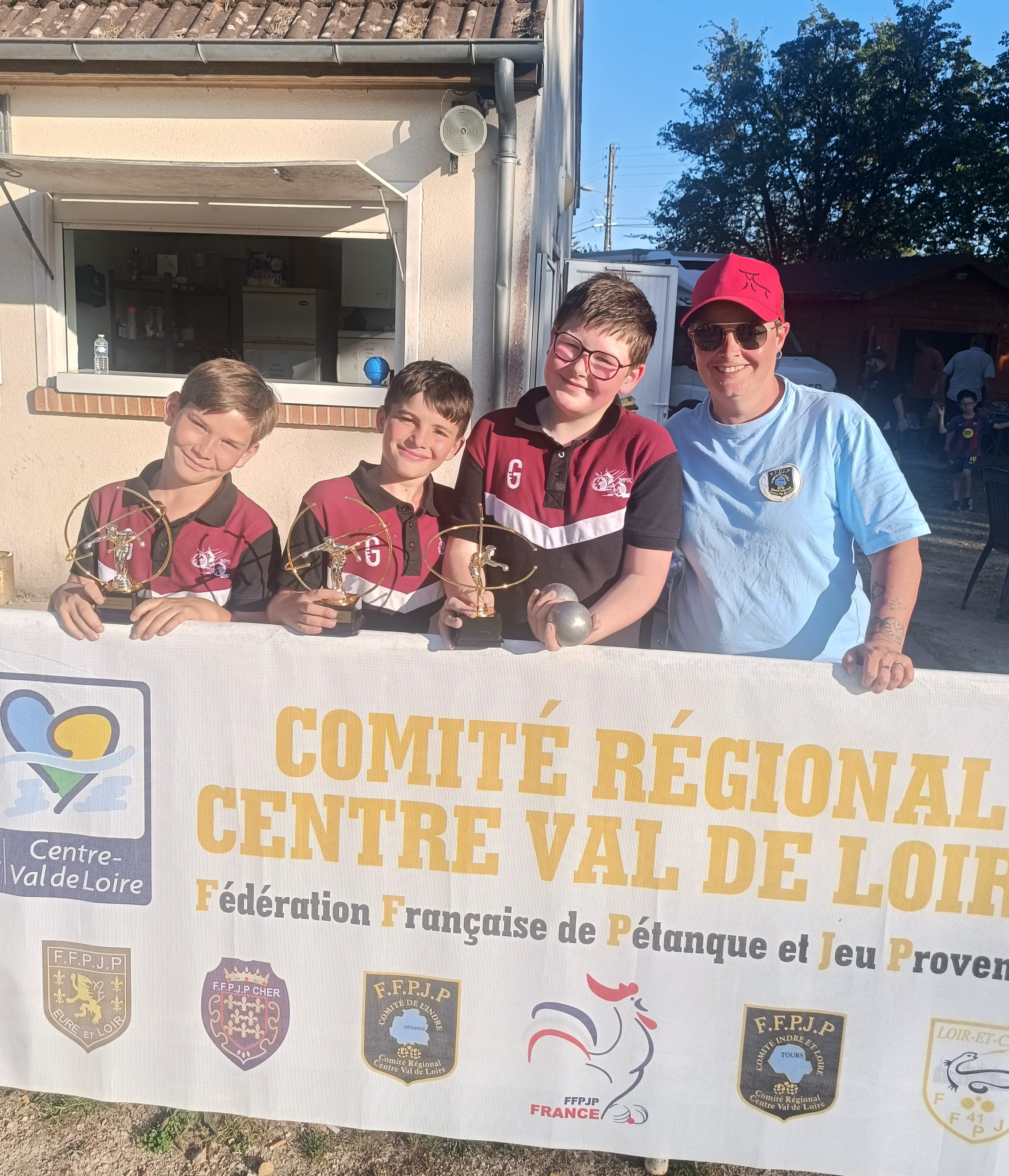 Résultats et Photos du championnat Régional jeunes à Vouzon (dans la rubrique Commission Jeune) Résultats et Photos du championnat Régional jeunes à Vouzon (dans la rubrique Commission Jeune)