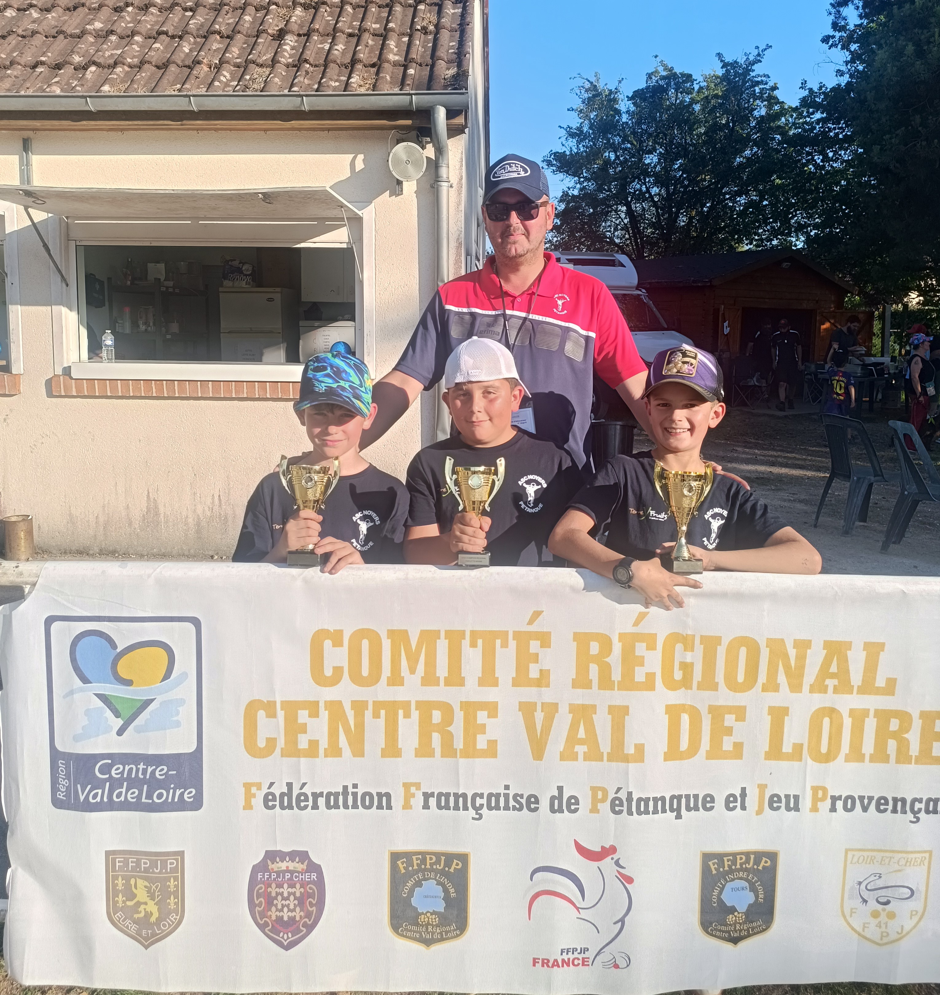Résultats et Photos du championnat Régional jeunes à Vouzon (dans la rubrique Commission Jeune) Résultats et Photos du championnat Régional jeunes à Vouzon (dans la rubrique Commission Jeune)
