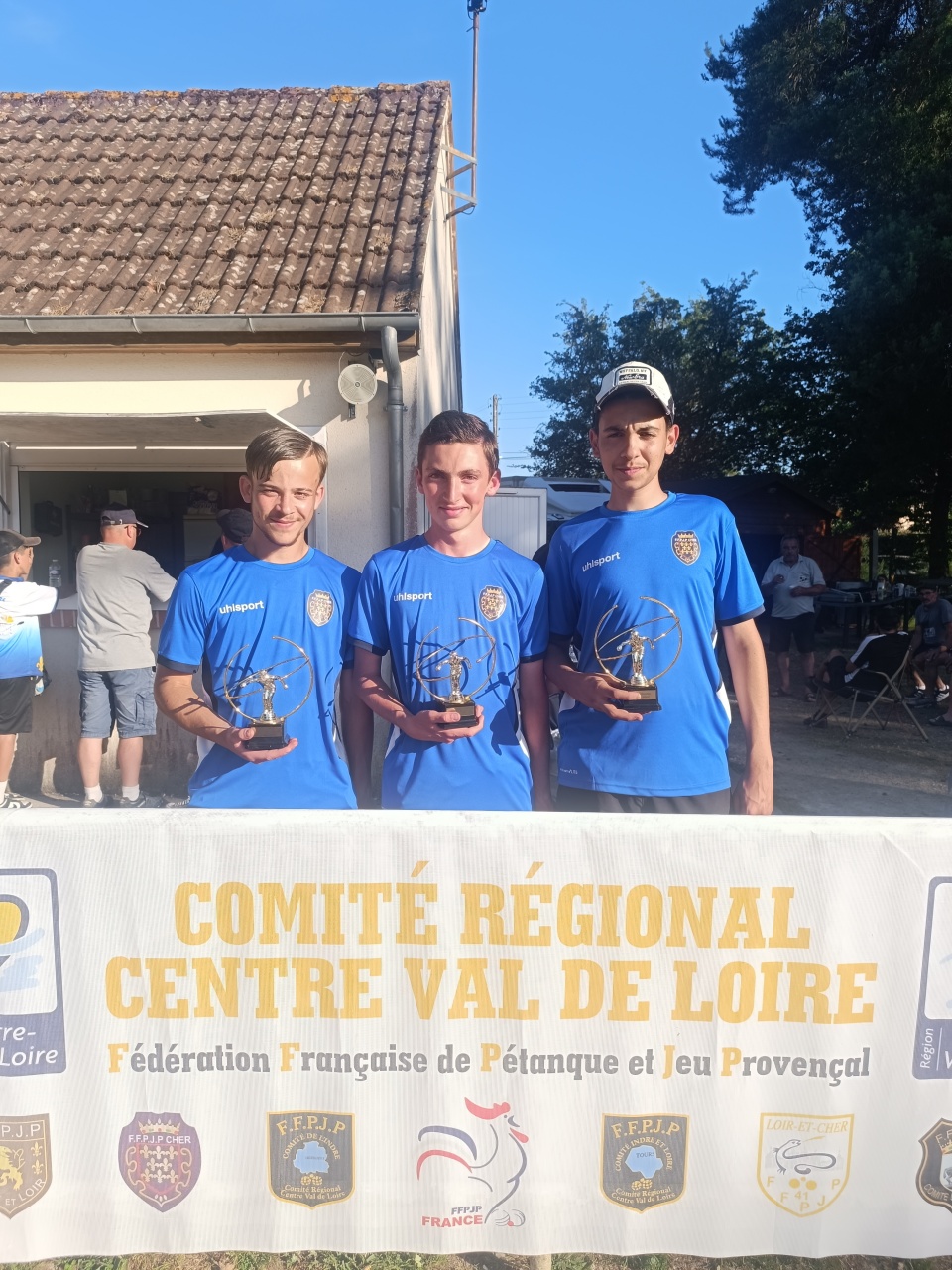 Champion Triplette Junior (STEPHAN Soan-JACQUET Sacha-ROQUAIN Ilan (CD18))