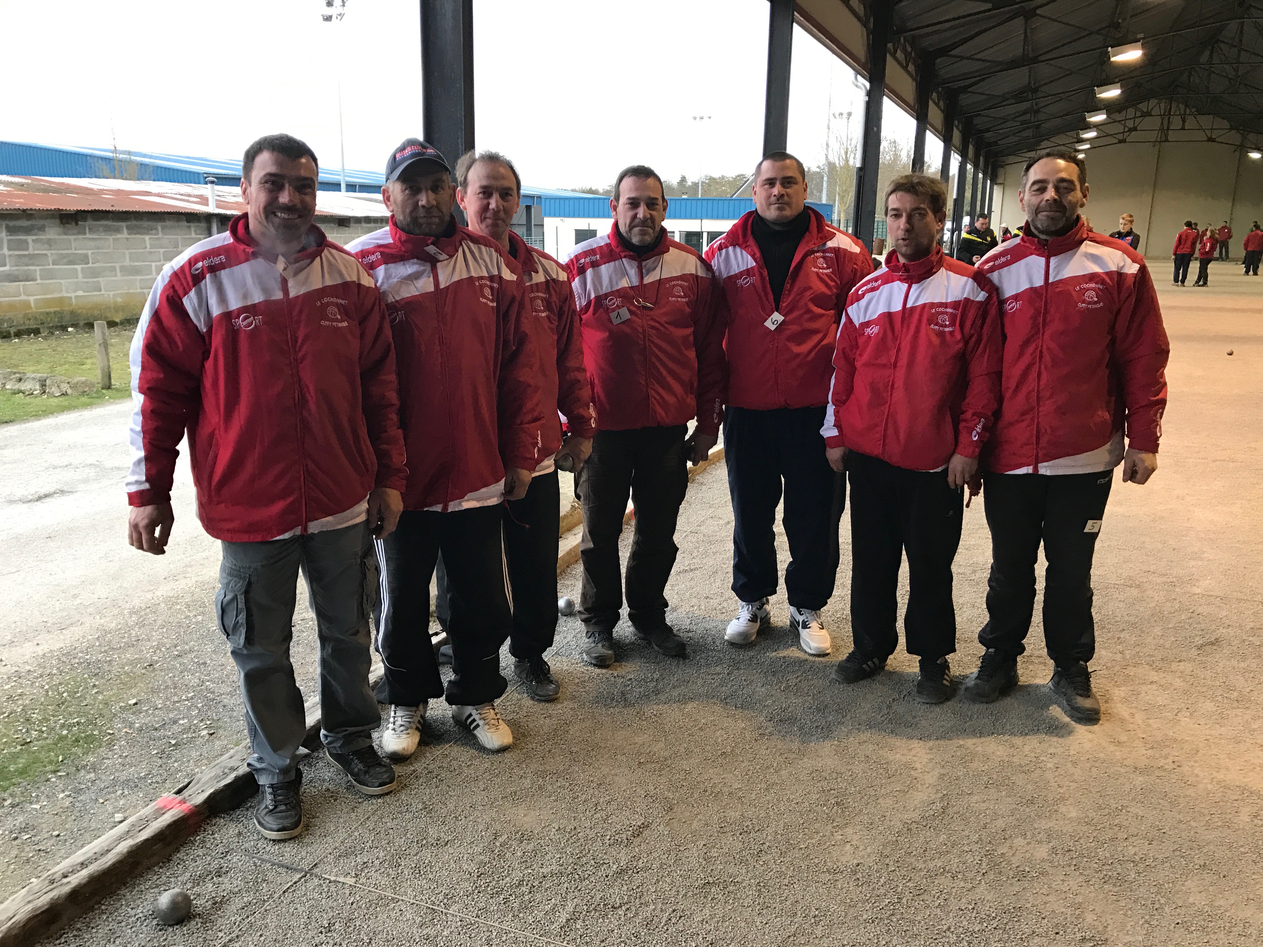 Première journée de championnat remporté 30 a 6 contre La Chapelle saint ursain. Bravo les gars.