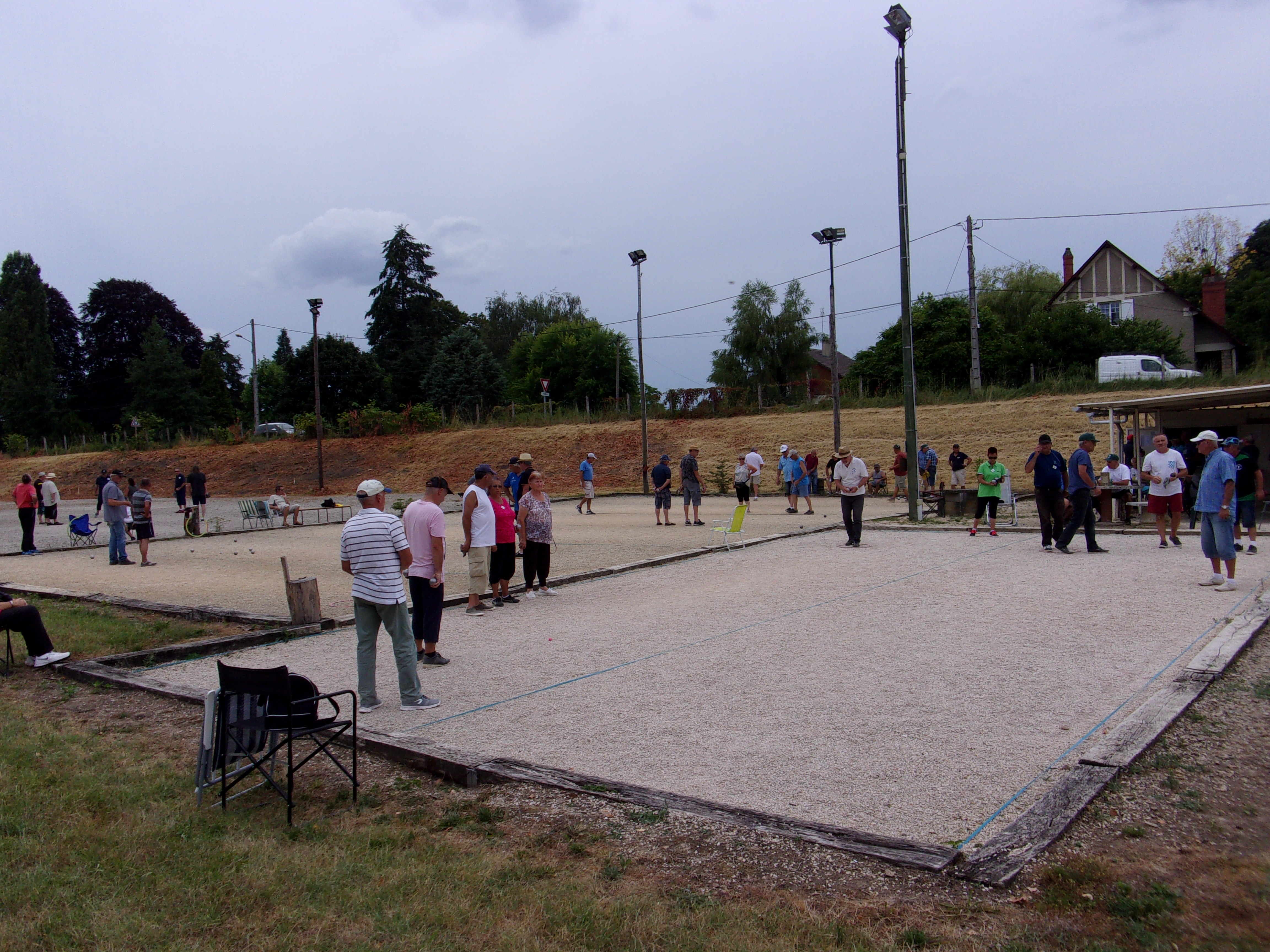 Malgres une faible participation.tous c'est bien deroulé dans une tres bonne ambiance. Malgres une faible participation.tous c'est bien deroulé dans une tres bonne ambiance.