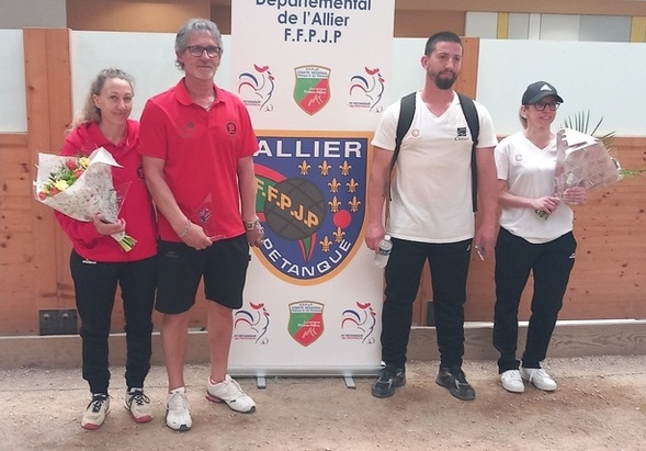 Alexandra et Romain gagnent contre Géraldine Grossos et Patrick Chaudagne Alexandra et Romain gagnent contre Géraldine Grossos et Patrick Chaudagne