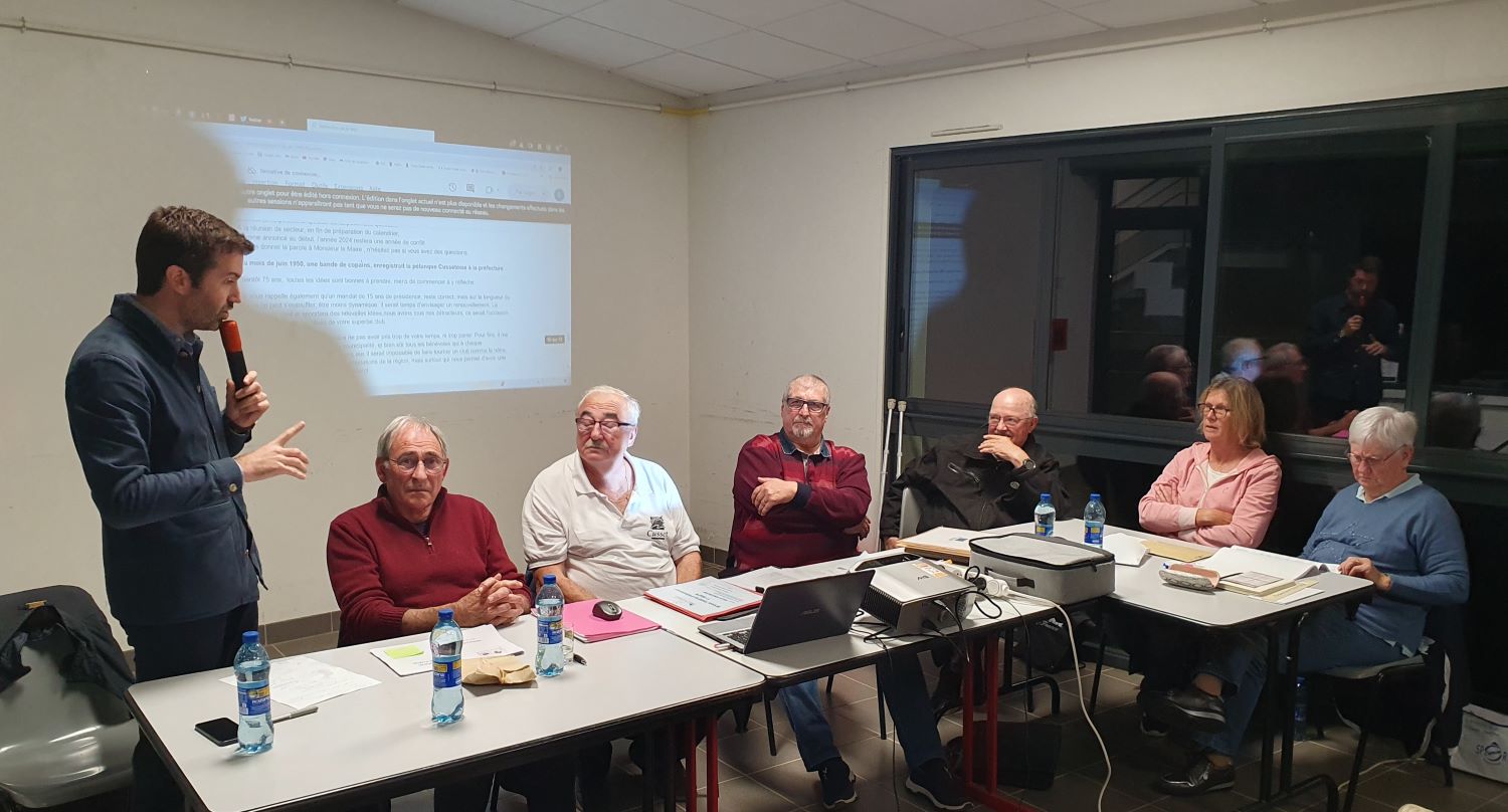 08/11/24      AG DU Club avec la présence de Mr le maire: JS LALOY