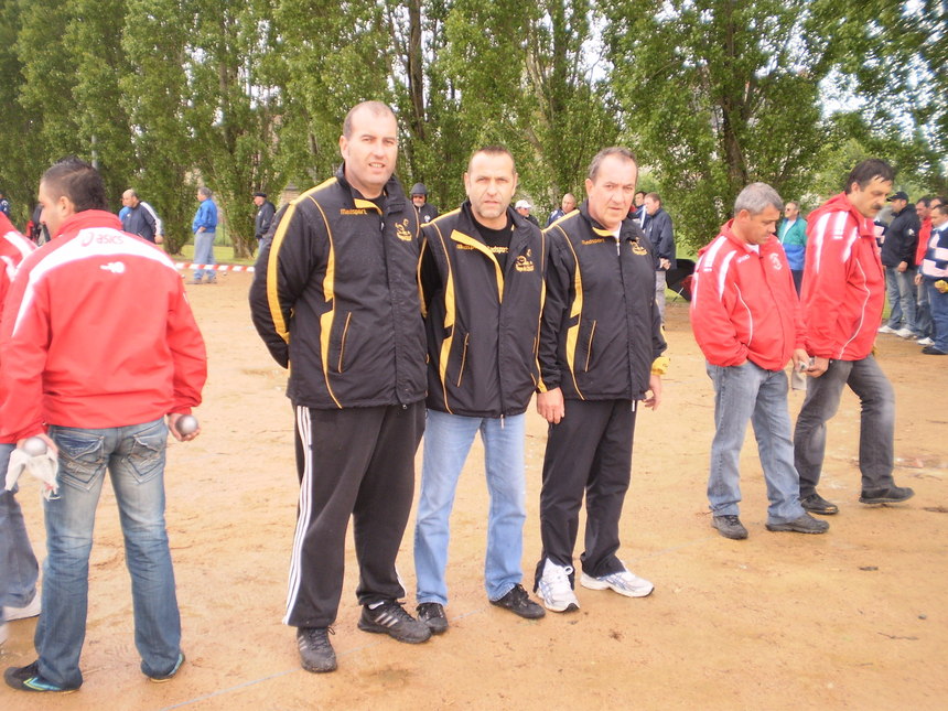 DENIS B, PLANEIX P, EMELIN JP. DENIS B, PLANEIX P, EMELIN JP.