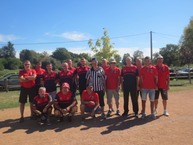 Les équipes de Saint-Victor et de Domérat Les équipes de Saint-Victor et de Domérat