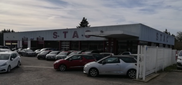 Le spécialiste du véhicule d'occassion à faible kilométrage. Z.A du pont Vert - route d'Evaux-les-bains. Téléphone 04.70.05.43.55 Pour plus de renseignements cliquez sur la photo. Le spécialiste du véhicule d'occassion à faible kilométrage. Z.A du pont Vert - route d'Evaux-les-bains. Téléphone 04.70.05.43.55 Pour plus de renseignements cliquez sur la photo.
