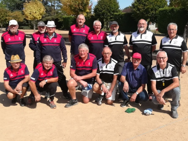 Les équipes de Domérat B et de Yzeure C Les équipes de Domérat B et de Yzeure C