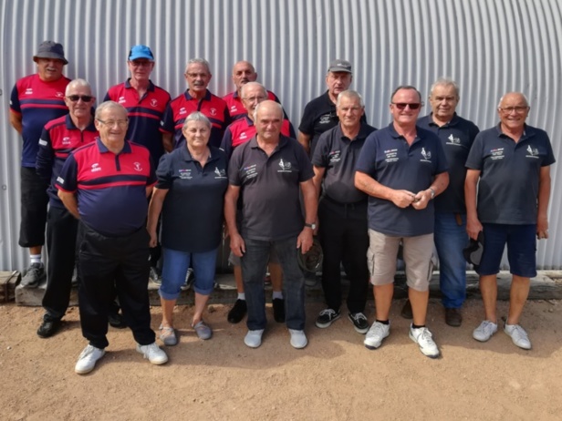 Les équipes de Domérat C et de Bourbon B Les équipes de Domérat C et de Bourbon B