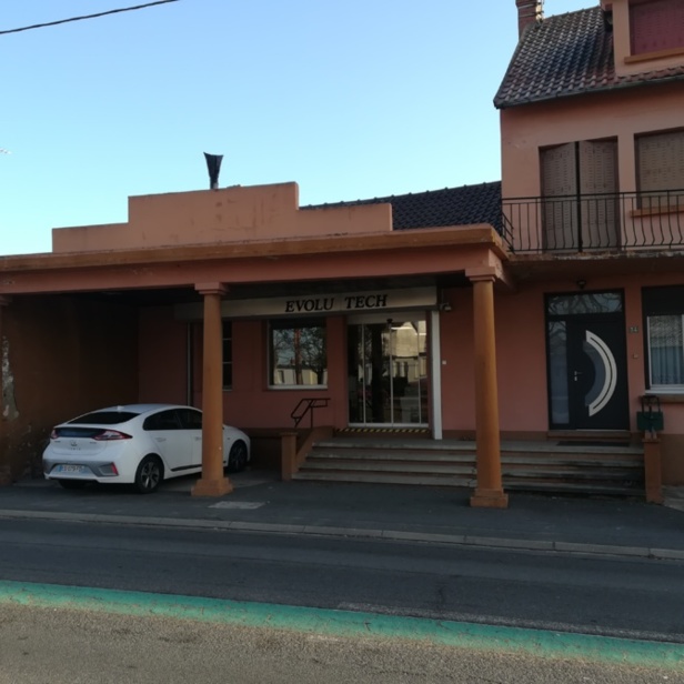 Un problème informatique, des renseignements de professionnel, une seule adresse EVOLU TECH à ,Domérat en face de l'aérodrome. Un problème informatique, des renseignements de professionnel, une seule adresse EVOLU TECH à ,Domérat en face de l'aérodrome.