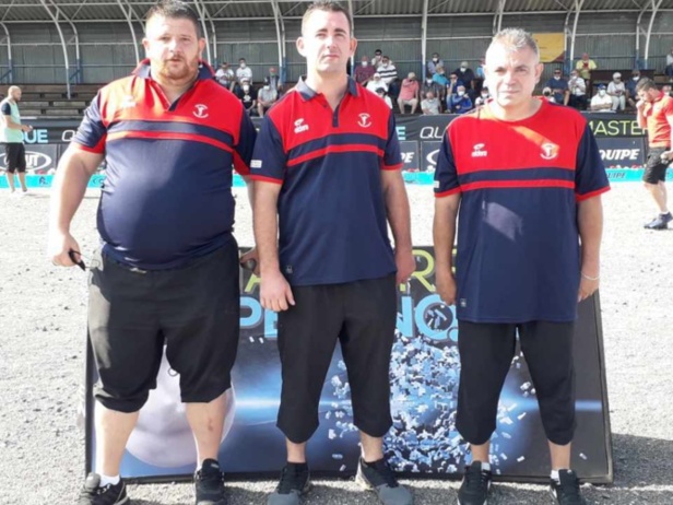 L'équipe de la pétanque Domératoise pour la qualification de l'équipe locale L'équipe de la pétanque Domératoise pour la qualification de l'équipe locale