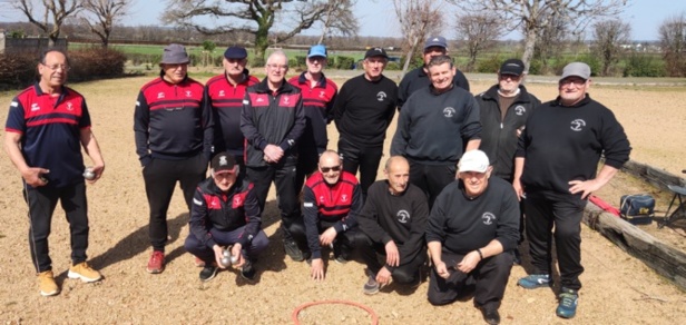 Les équipes de Domérat A et de Montmarault A Les équipes de Domérat A et de Montmarault A