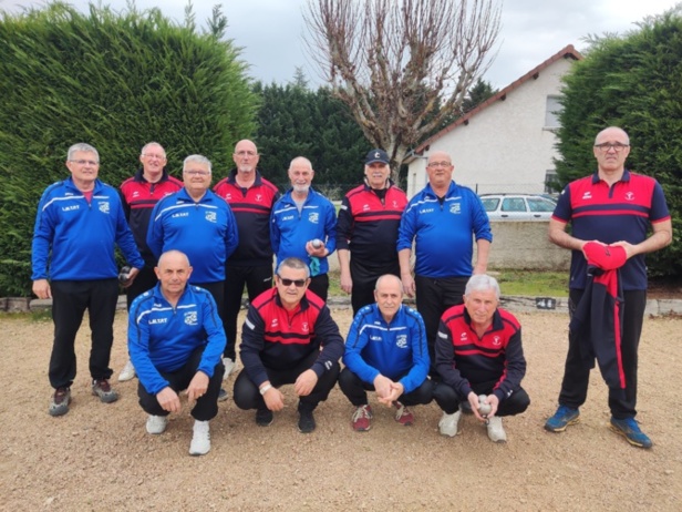 Les équipes de Domérat "B" contre Dompierre "A" Les équipes de Domérat "B" contre Dompierre "A"