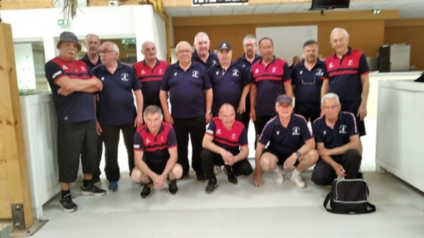 Les équipes des Marais "B" et de Domérat "A" Les équipes des Marais "B" et de Domérat "A"