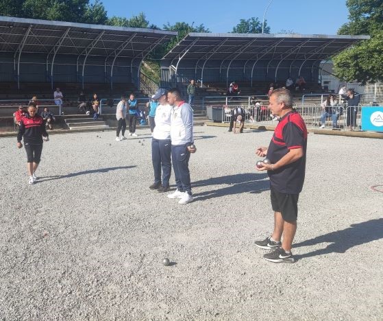 Belle partie contre Charlotte Darodes et Feltain Belle partie contre Charlotte Darodes et Feltain