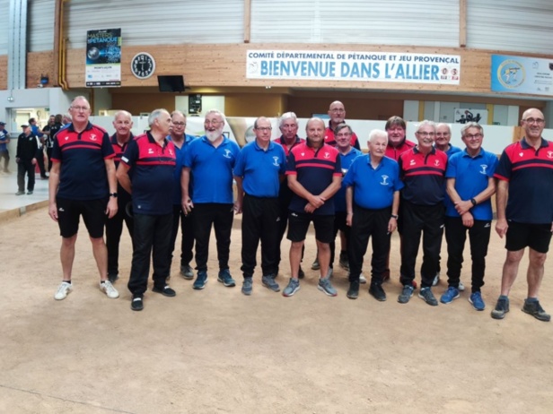 Les équipes de Domérat et de Trévol. Les équipes de Domérat et de Trévol.