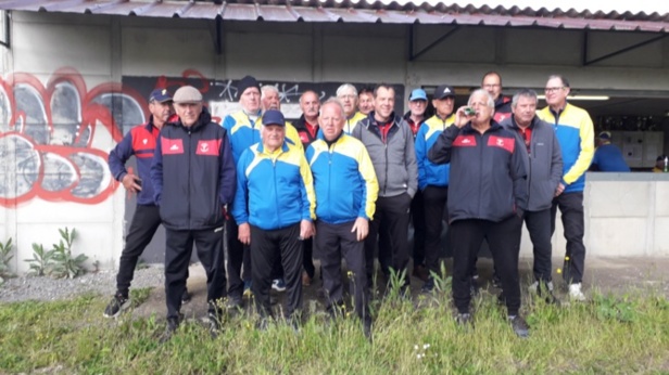 Les équipes de L'ASPTT Moulins et de Domérat "B" Les équipes de L'ASPTT Moulins et de Domérat "B"