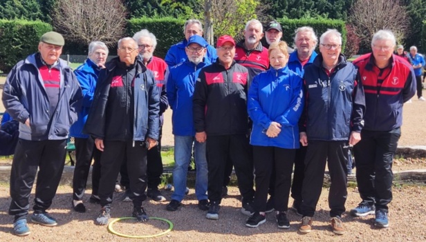 Les équipes de Domérat et de Varennes Les équipes de Domérat et de Varennes