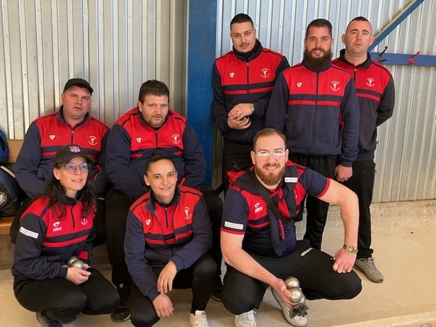 Le groupe pour le week end Briviste Le groupe pour le week end Briviste