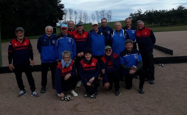 Les équipes de Montaiguet A et de Domérat C Les équipes de Montaiguet A et de Domérat C