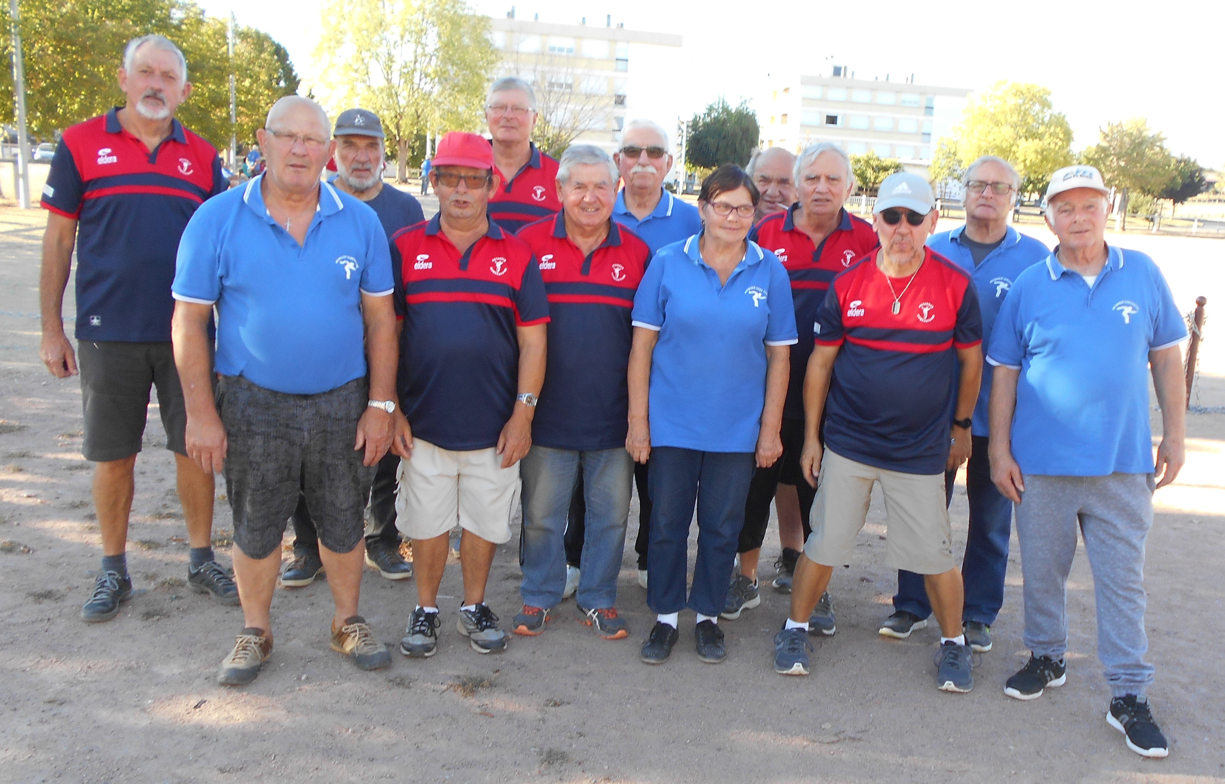 Les équipes de Varennes "B" et Domérat "B" Les équipes de Varennes "B" et Domérat "B"