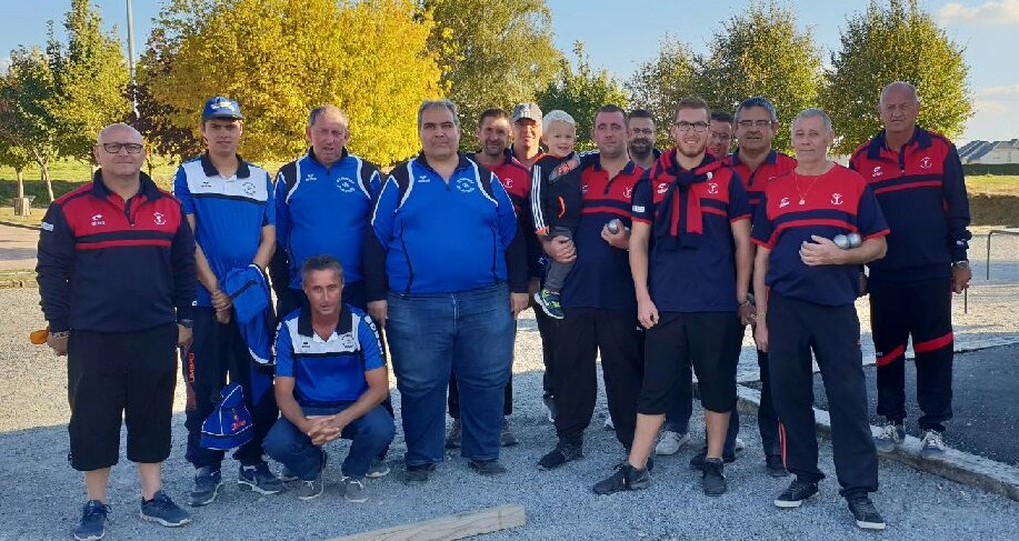 Les équipes de Saint Remy sur durolle et de Domérat Les équipes de Saint Remy sur durolle et de Domérat