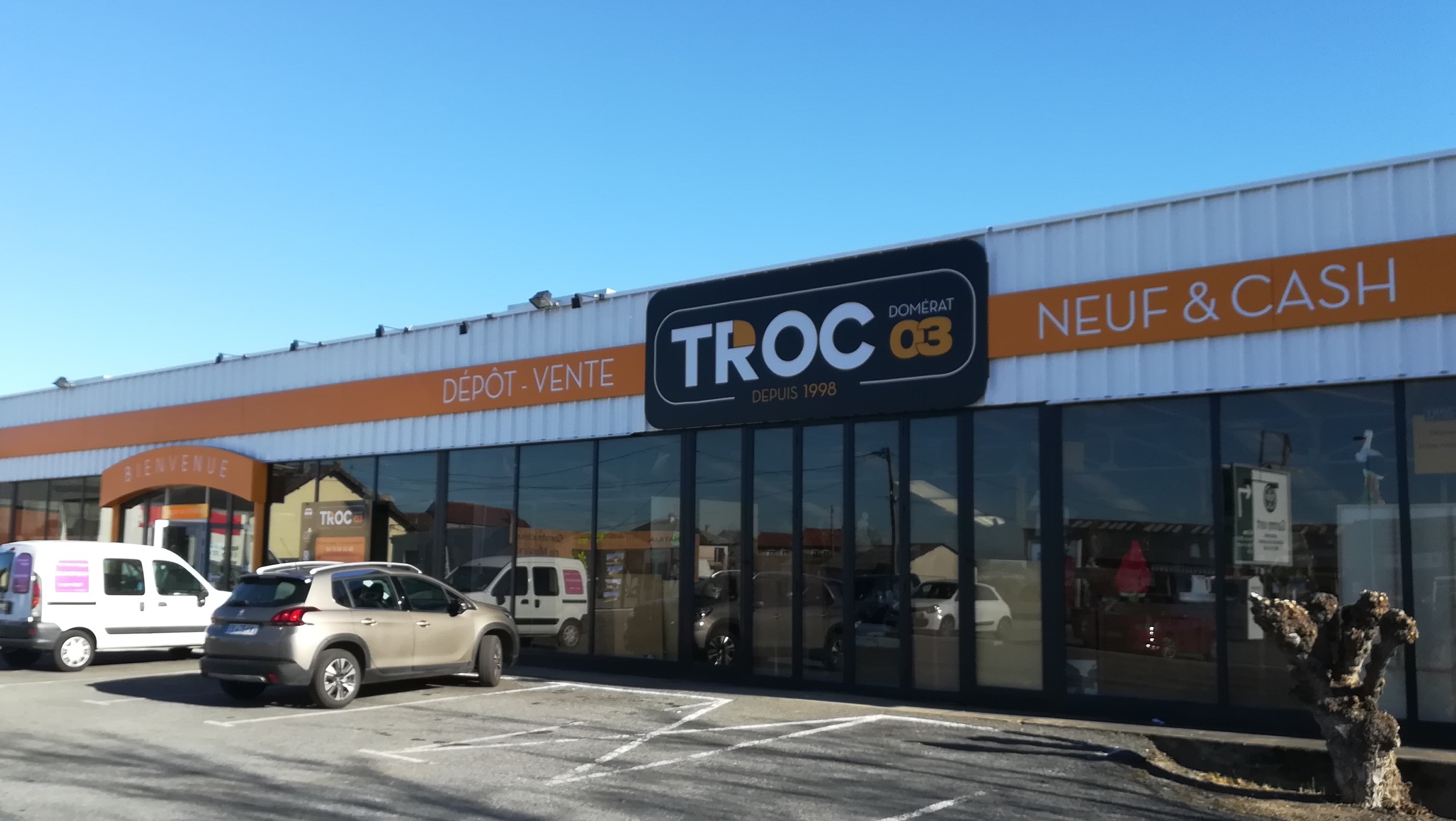 Quelque chose à Vendre ou quelque chose à Acheter, une seule adresse TROC 03 à DOMERAT 62 avenue Ambroise CROIZAT. Quelque chose à Vendre ou quelque chose à Acheter, une seule adresse TROC 03 à DOMERAT 62 avenue Ambroise CROIZAT.