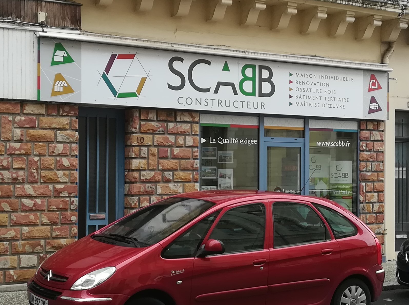 En savoir plus sur les maisons SCABB, cliquez sur la photo. En savoir plus sur les maisons SCABB, cliquez sur la photo.