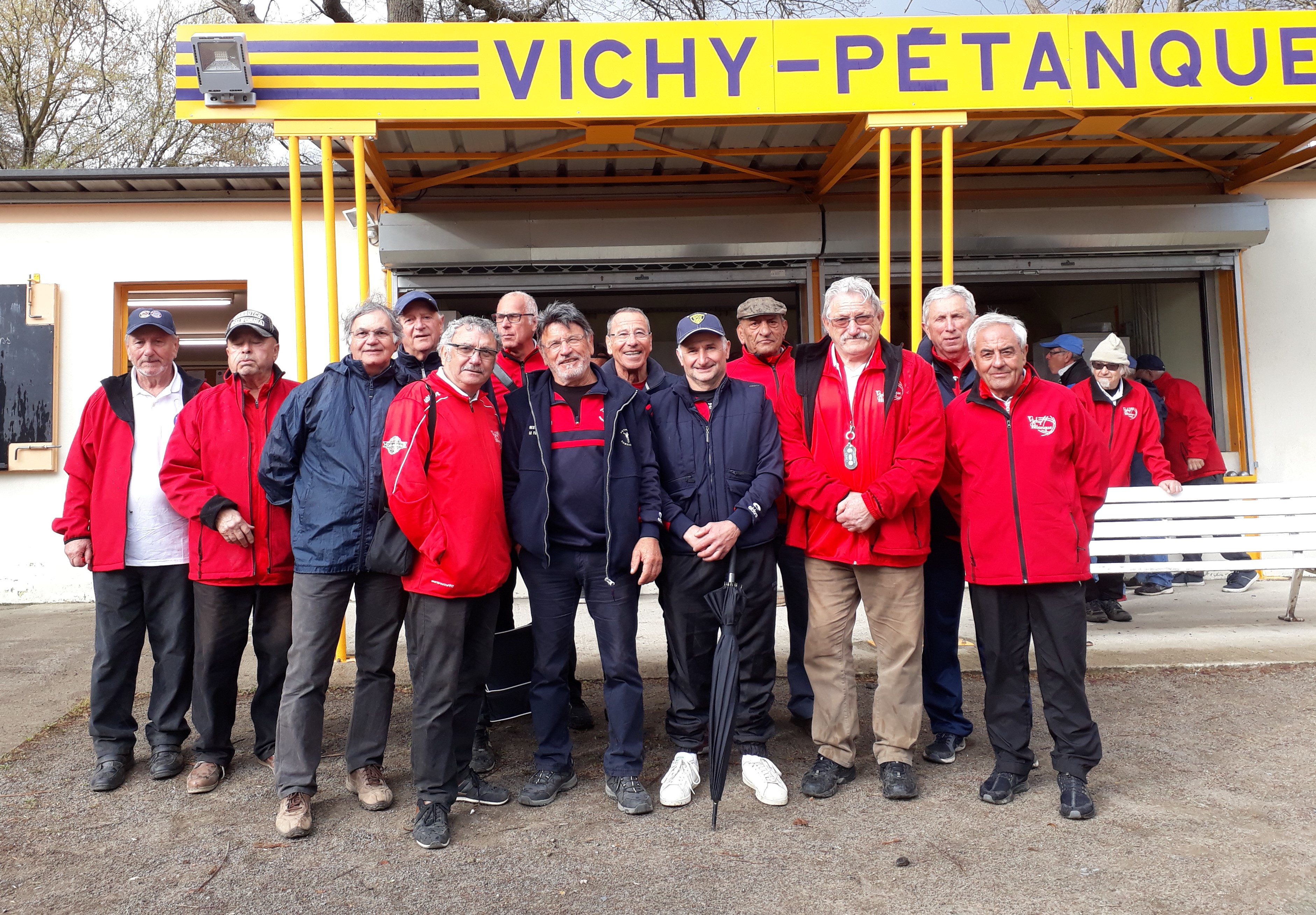 Les équipes de Vichy B et de Domérat A Les équipes de Vichy B et de Domérat A