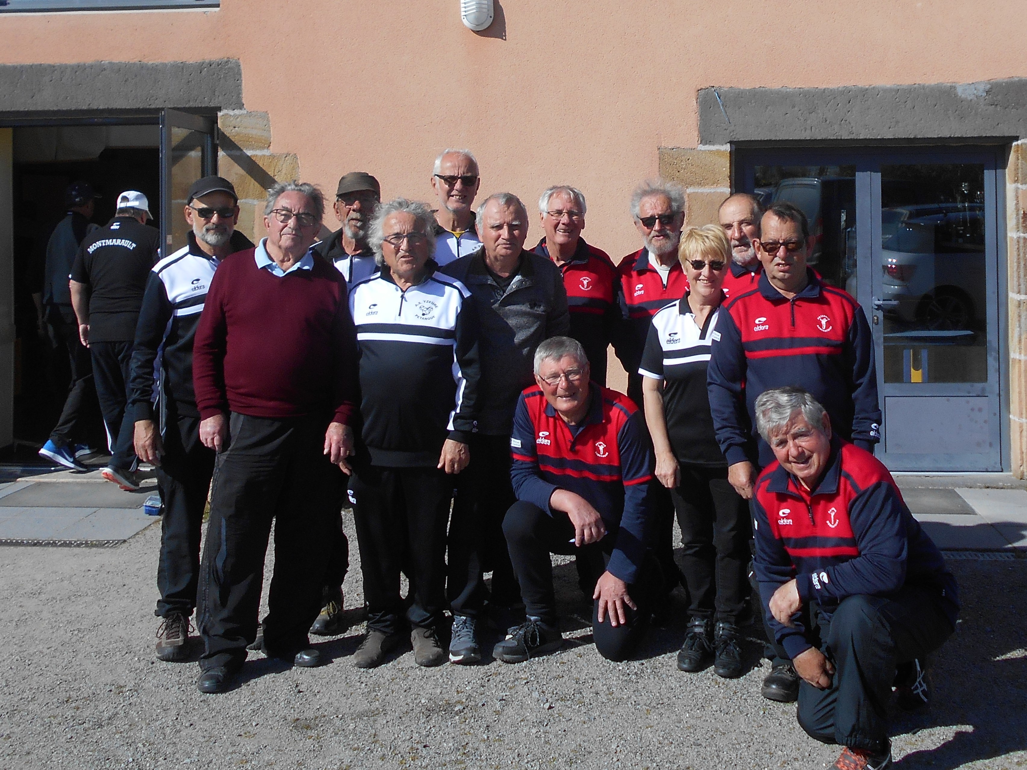 Les équipes YZEURE"C" et de DOMERAT "B" Les équipes YZEURE"C" et de DOMERAT "B"