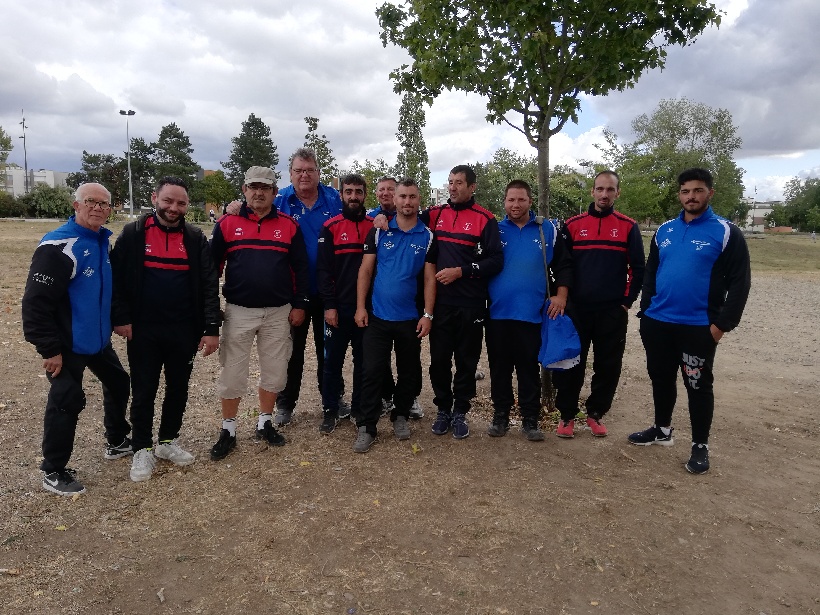 Les équipes de COMMENTRY et de DOMERAT Les équipes de COMMENTRY et de DOMERAT