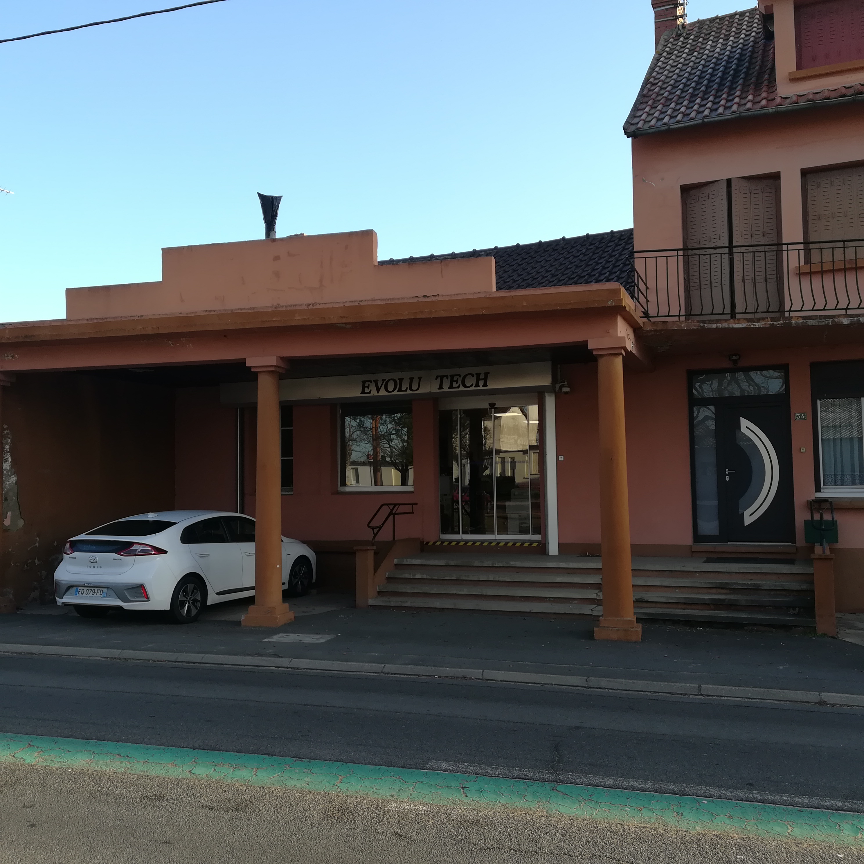 Un problème informatique, des renseignements de professionnel, une seule adresse EVOLU TECH à ,Domérat en face de l'aérodrome. Un problème informatique, des renseignements de professionnel, une seule adresse EVOLU TECH à ,Domérat en face de l'aérodrome.