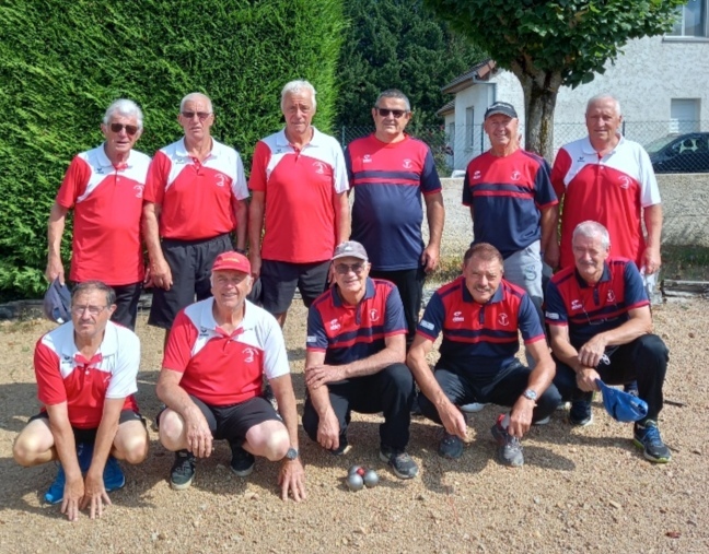 L'équipe de Domérat et Neuilly le real