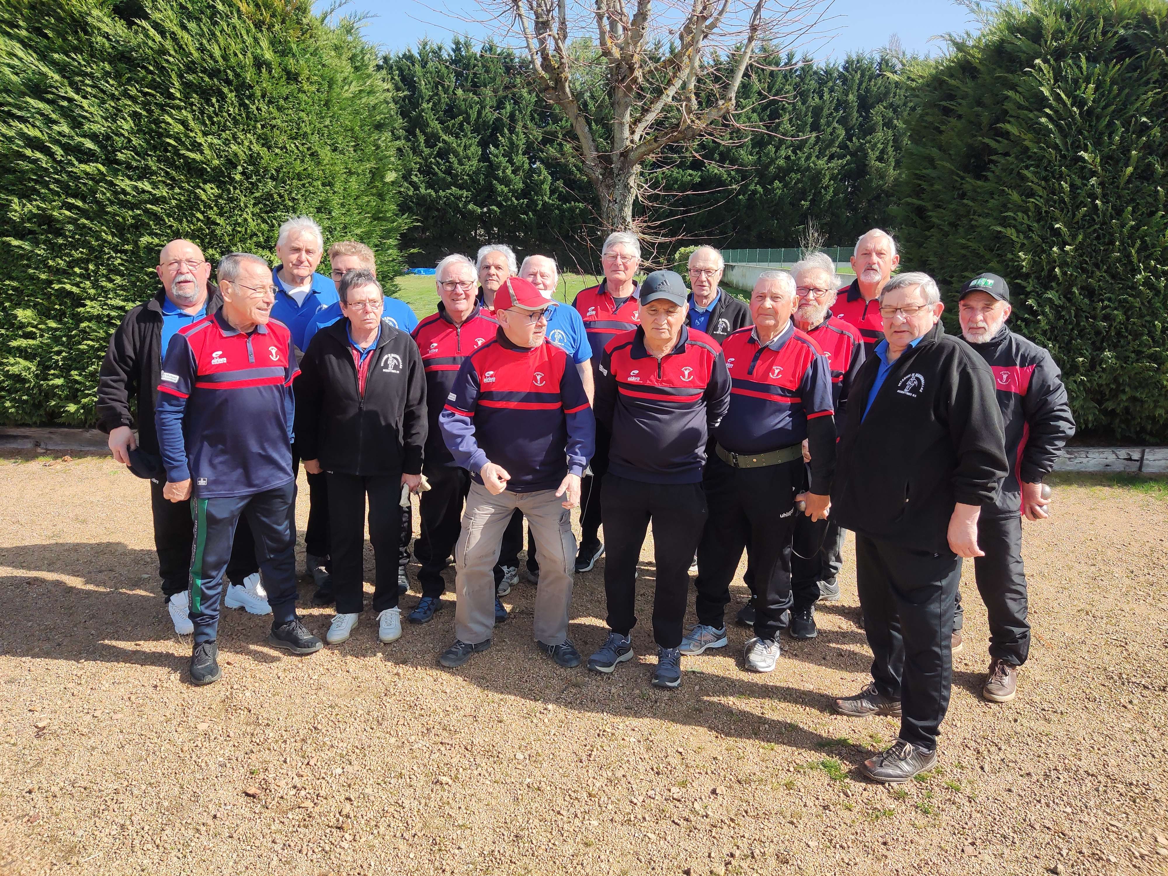 Les équipes de Domérat D et de Marmignolles D Les équipes de Domérat D et de Marmignolles D