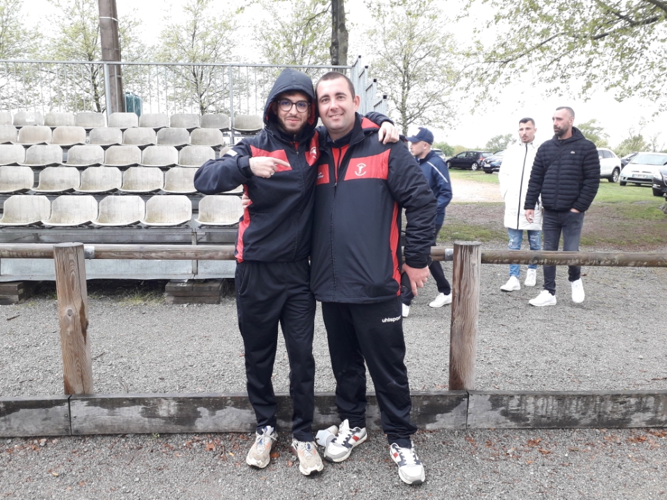 Enzo PINTO et Frédéric PAILHRET à YZEURE Enzo PINTO et Frédéric PAILHRET à YZEURE