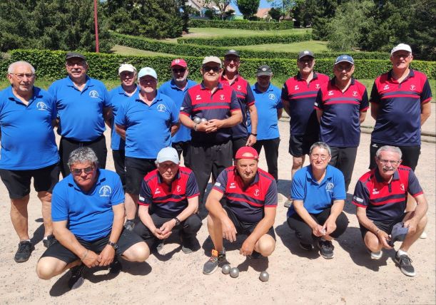 Les équipes de Marmignolles "A" et de Domérat "B" Les équipes de Marmignolles "A" et de Domérat "B"