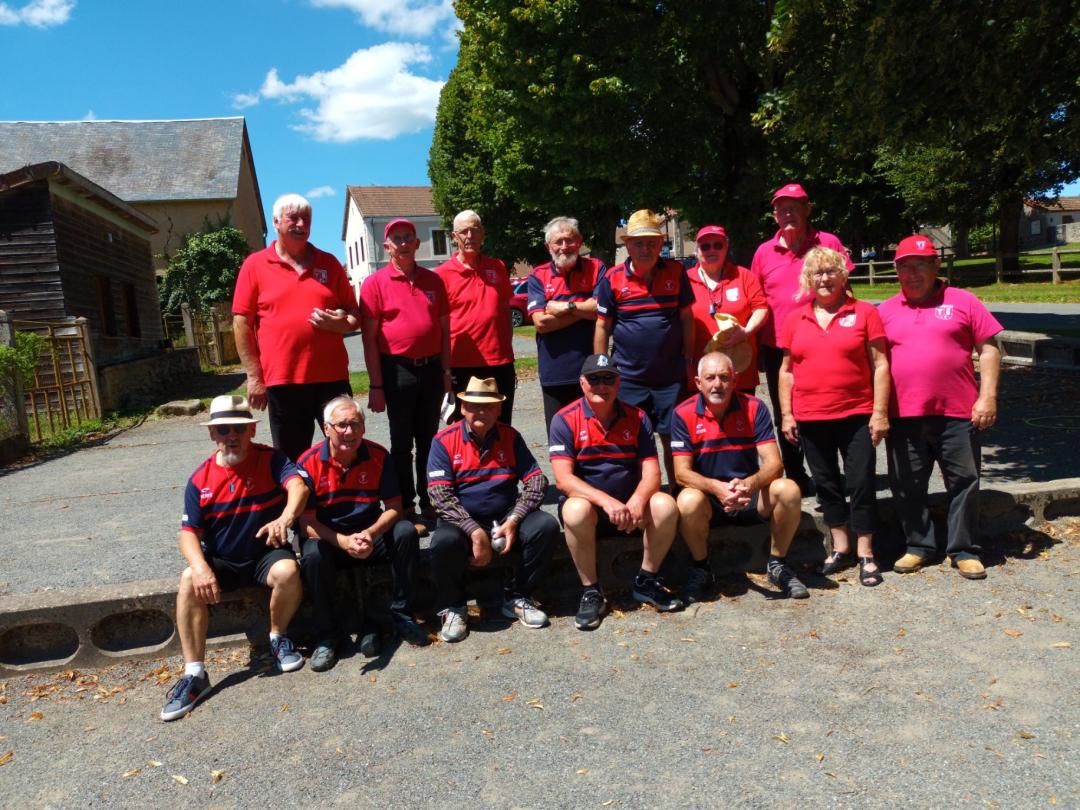 Les équipes de Ronnet A et de Domérat D Les équipes de Ronnet A et de Domérat D