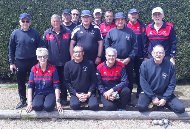 Les équipes de Montmarault et de Domérat Les équipes de Montmarault et de Domérat