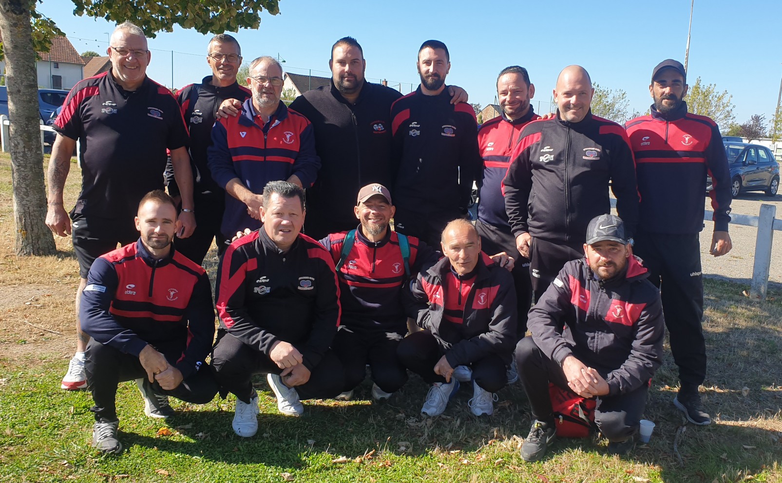 Les équipes de Domérat "B" et de Montbeugny. Les équipes de Domérat "B" et de Montbeugny.