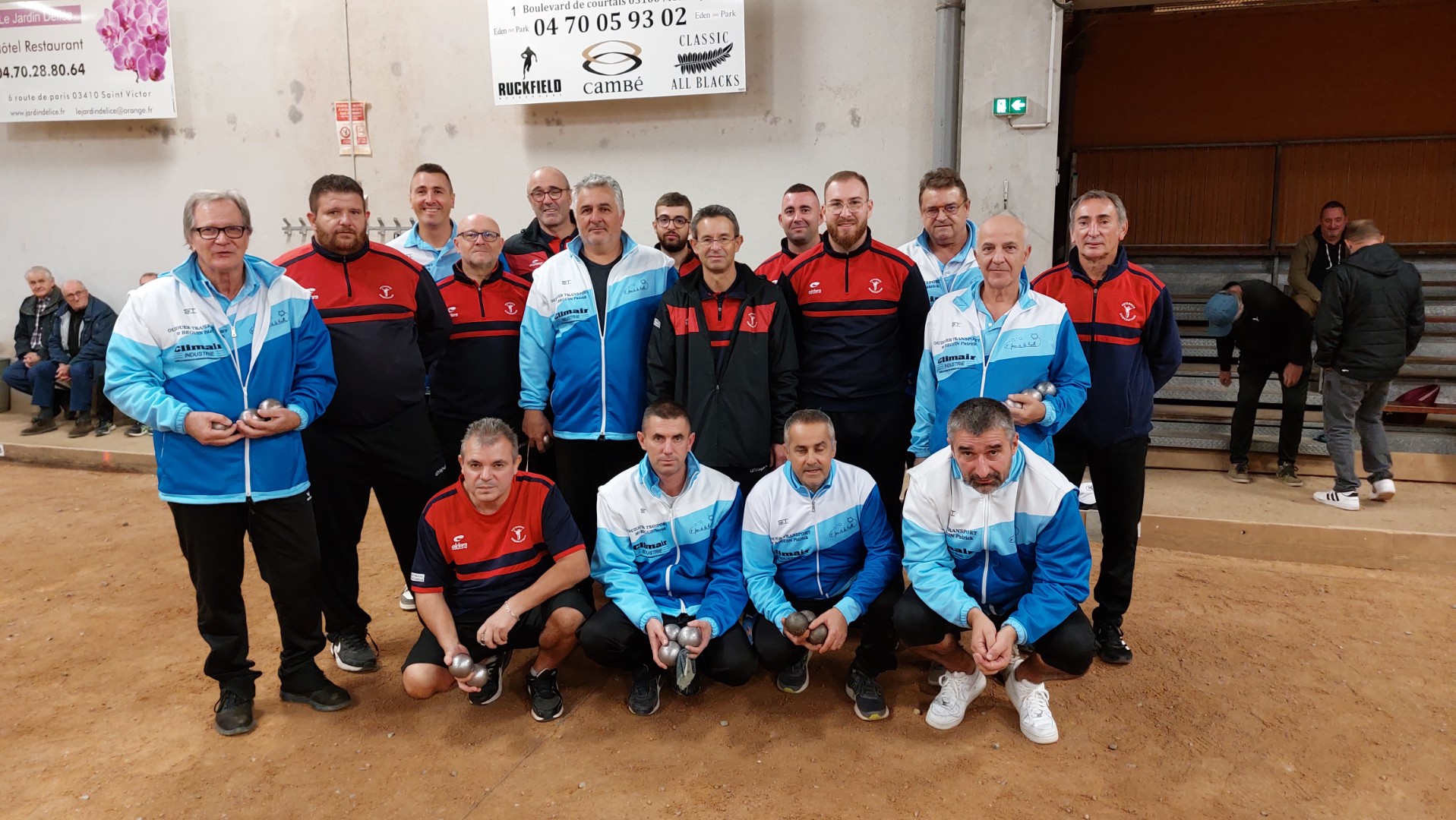 Les deux équipes de Domérat et AP  STEORUELLANTE Les deux équipes de Domérat et AP  STEORUELLANTE