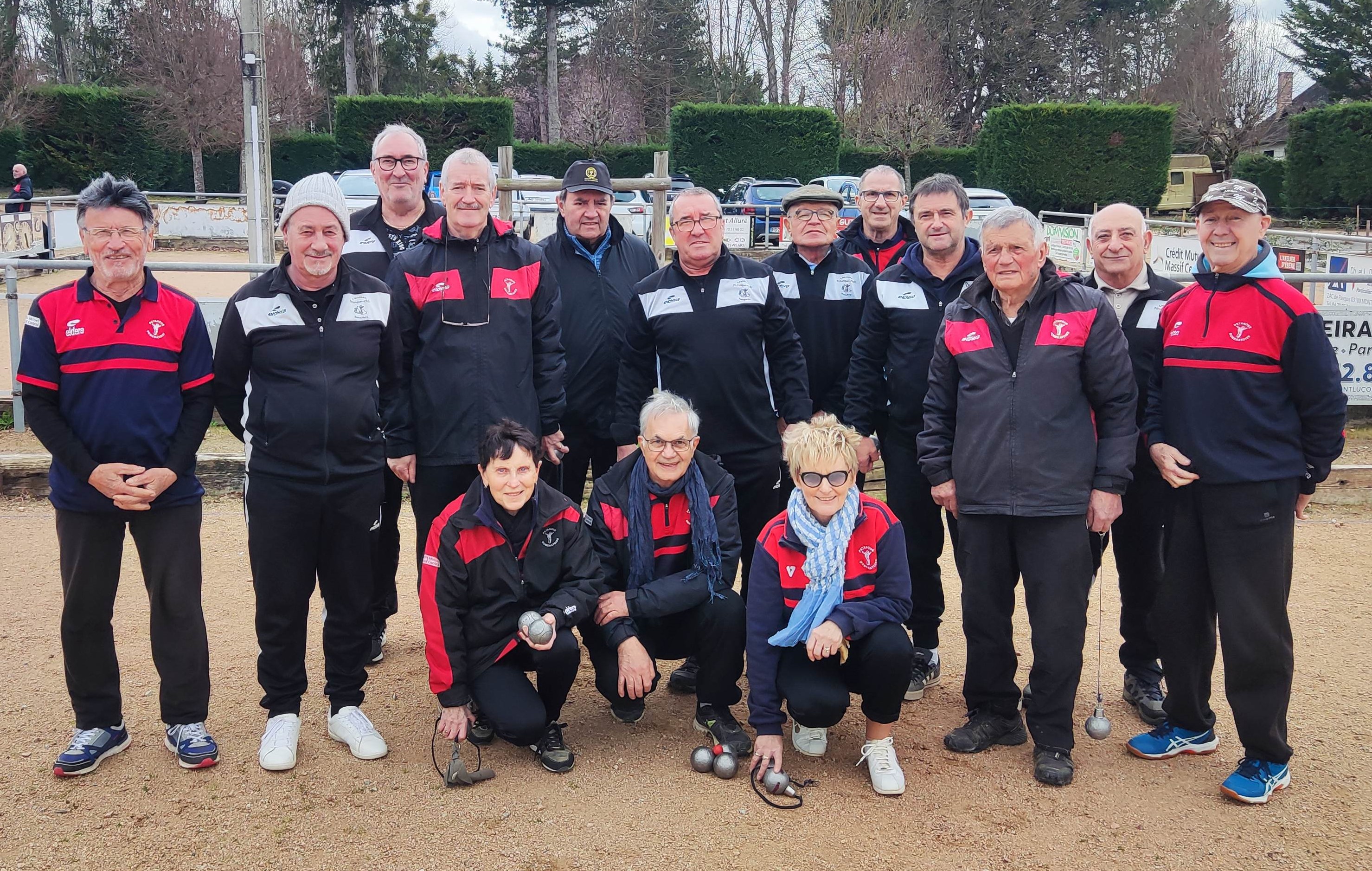 les équipes de Domérat C et de Lapalisse A les équipes de Domérat C et de Lapalisse A
